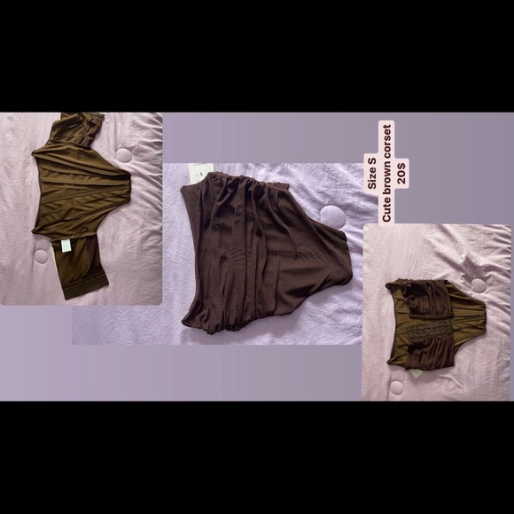 Selling a brown corset top, in the lower part of the corset it does a V form - Picture 2 of 4